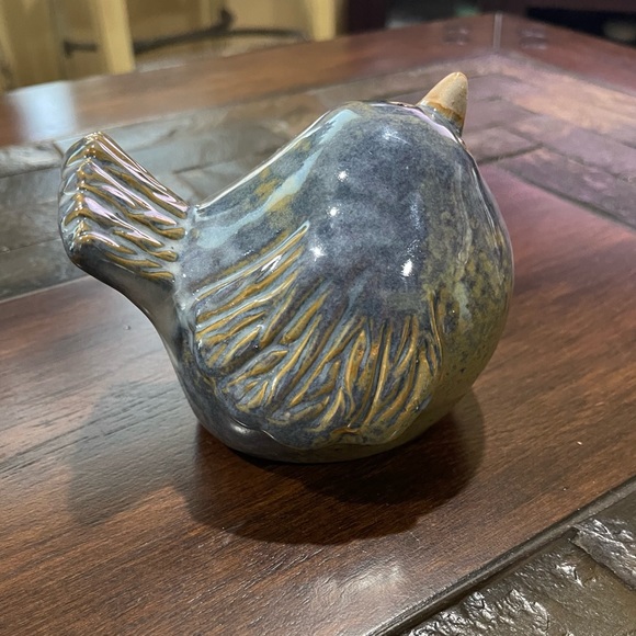 Blue & Brown Pottery Pudgy Puffed Sitting Bird - Picture 3 of 6